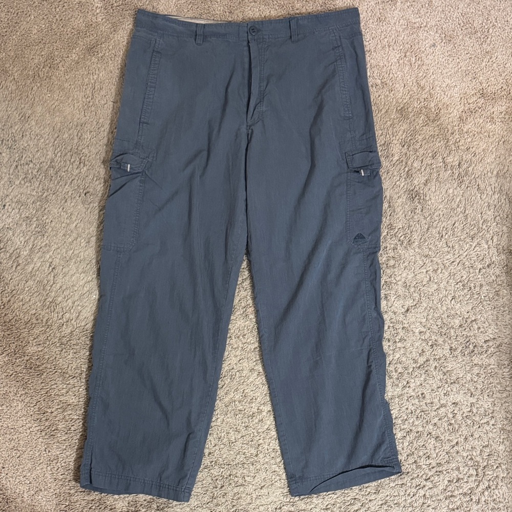 Nike ACG Men's Gray Cargo Pants size 40 Gorpcore Outdoors Hiking Camping Utility